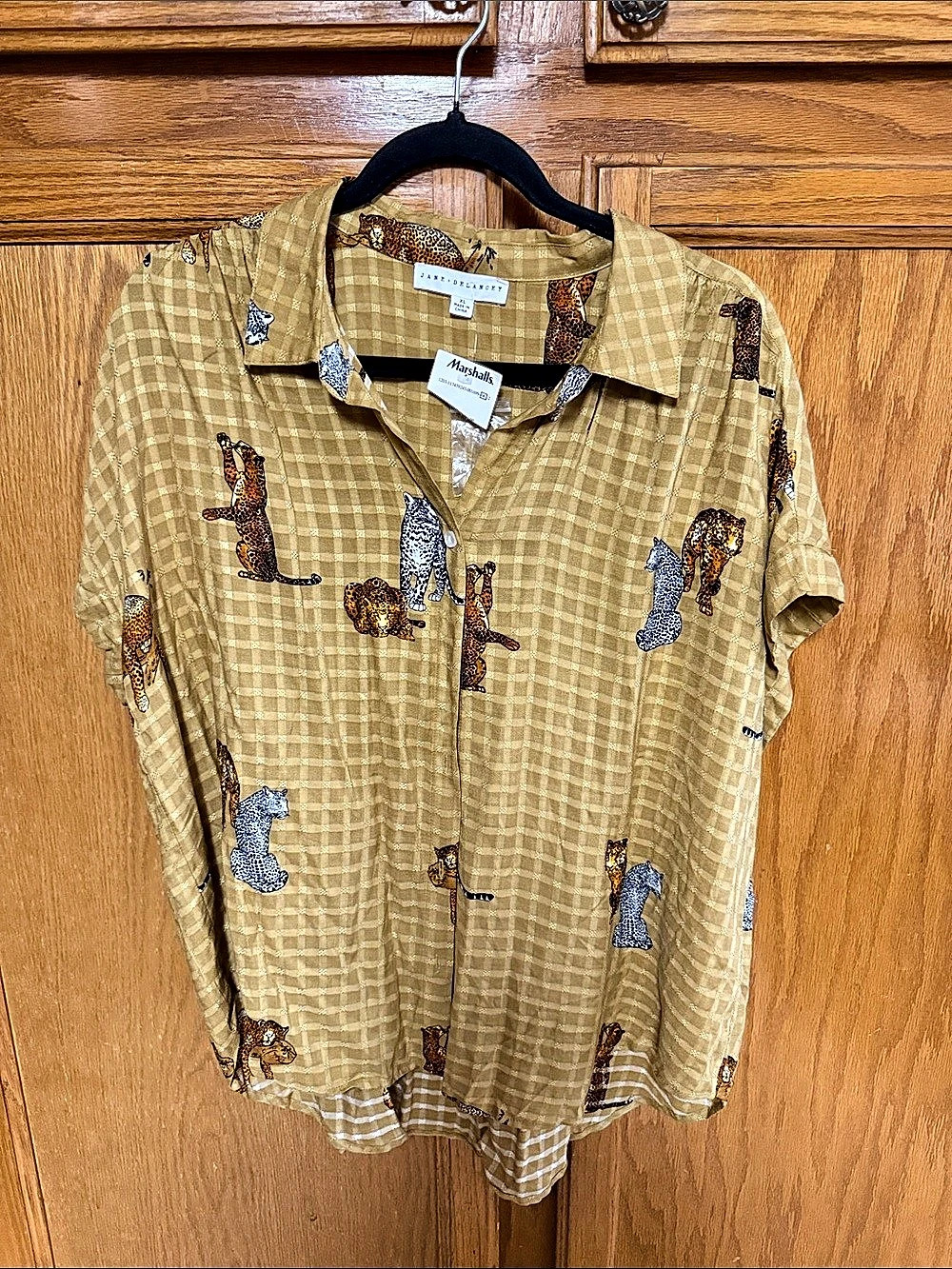 Jane Delancey Animal Print Button Down Rayon Top in Brown NWT